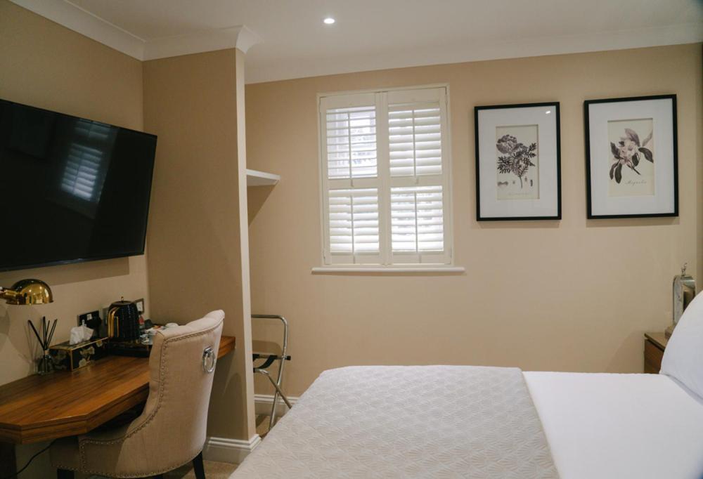 40 Winks Hospitality Hotel Durham Buitenkant foto